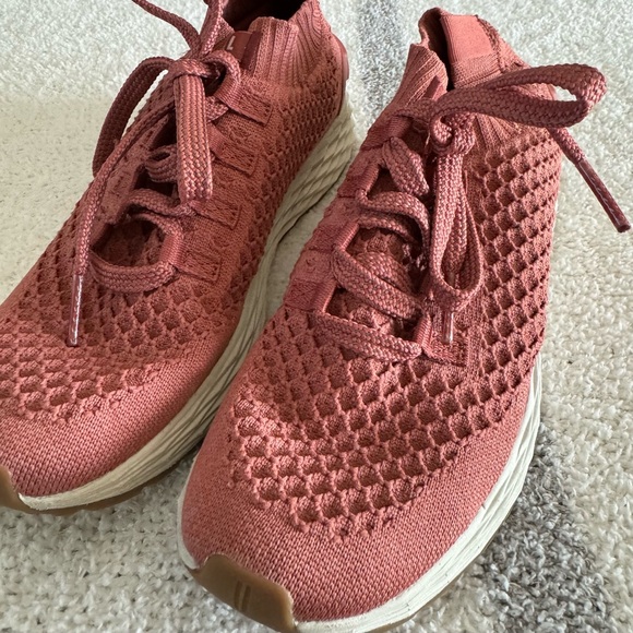 Women's Allday Knit Shoe - Picture 4 of 6